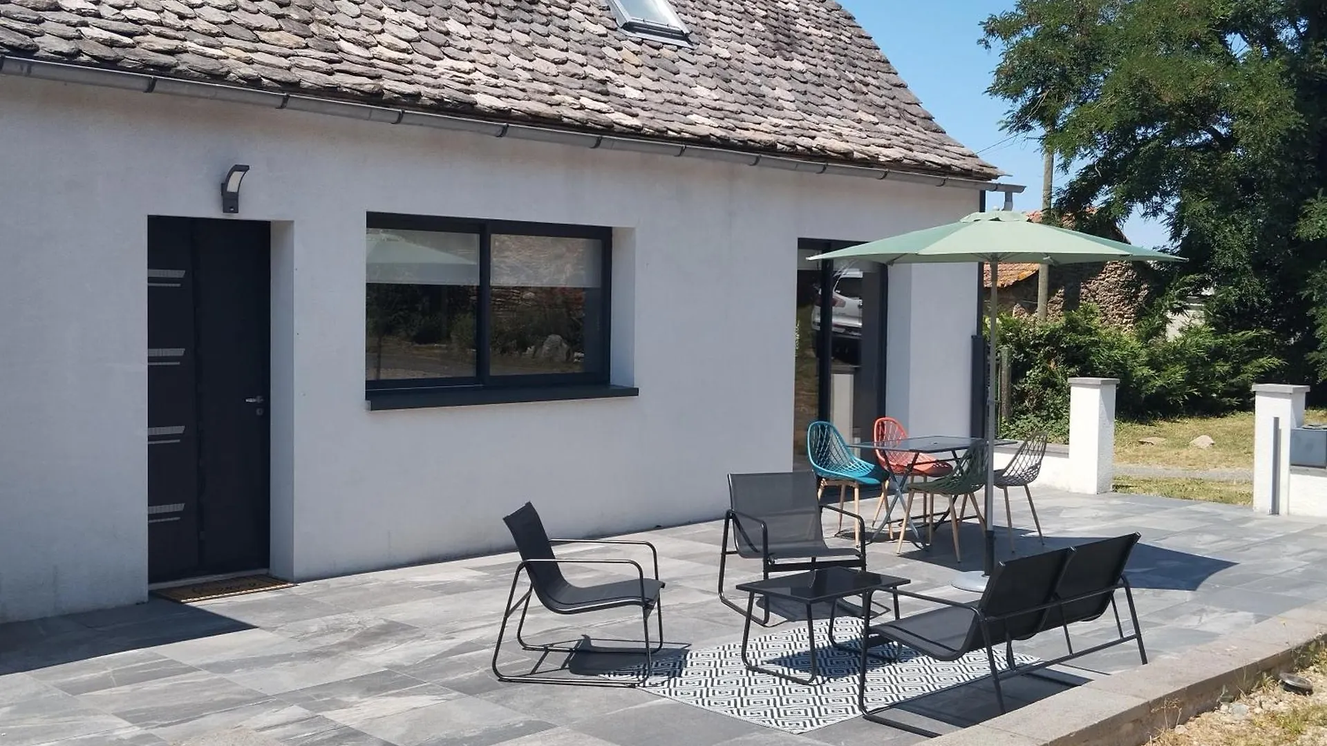 Holiday home Gite De Charme L' Ecrin Vert Aveyron Anglars-Saint-Felix France